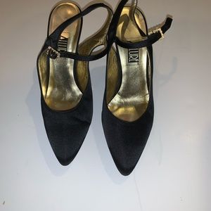 💋 ALLURE 3.5in sling back heels 💋